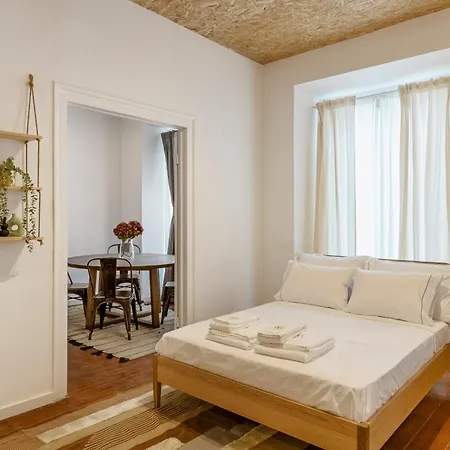 Apartment 905