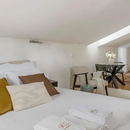 905 Apartment Lisbon