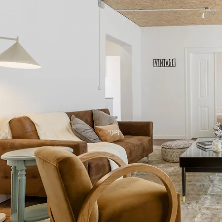 Apartment 905