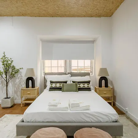 905 * Lisboa