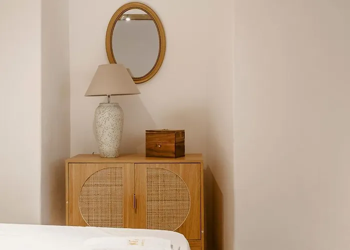 Διαμέρισμα 905 *