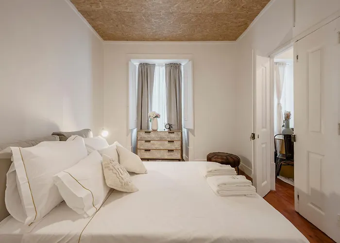 905 Διαμέρισμα *