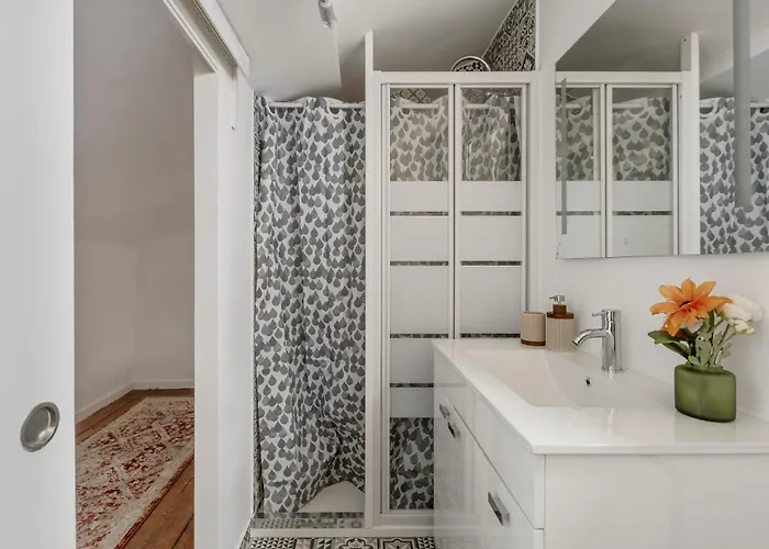 905 Διαμέρισμα *